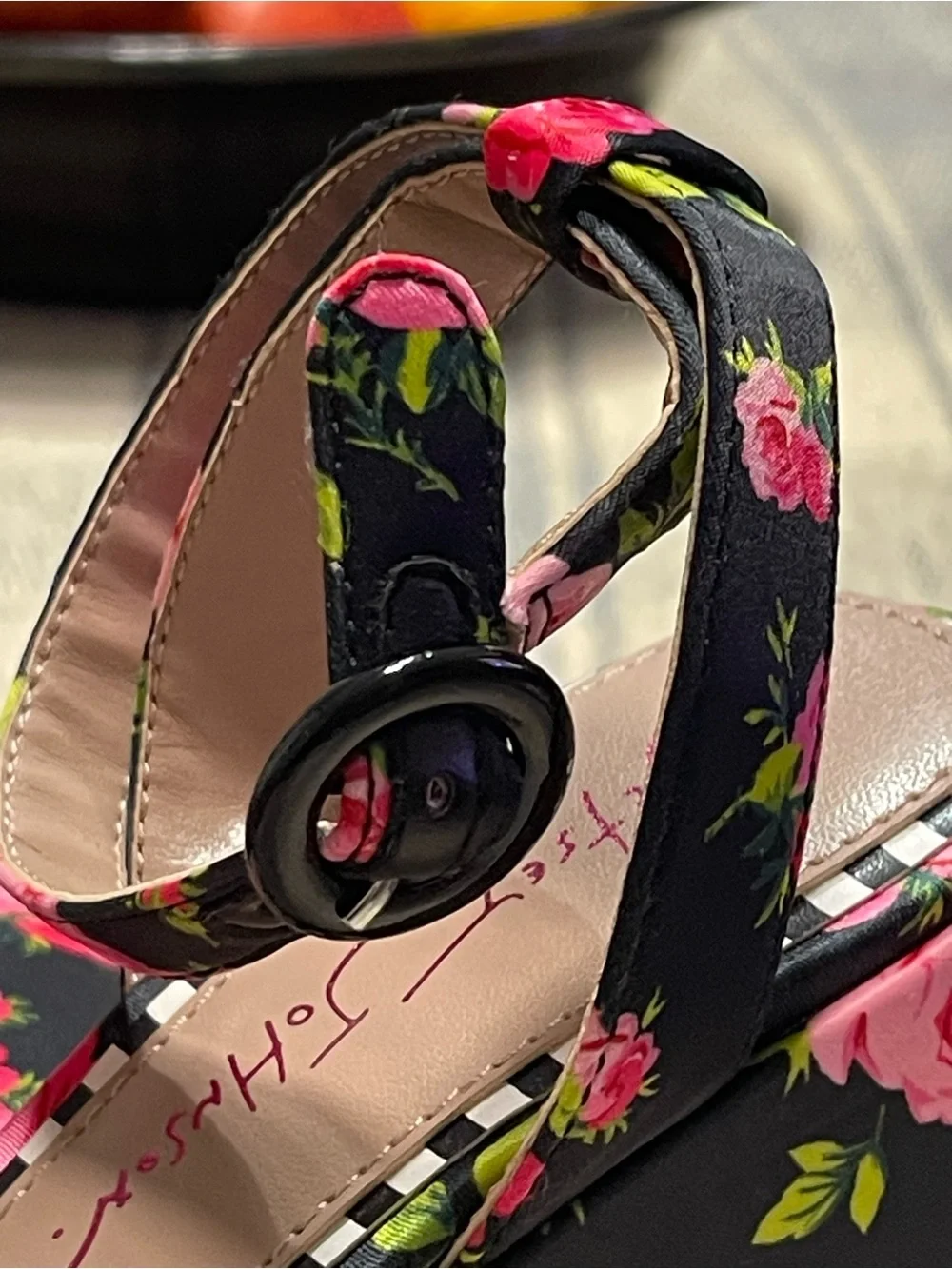 Floral Platform Block Heel Sandals - Black/Pink